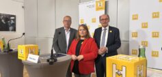 v.l.n.r.: Werner Beutelmeyer, Vorstand und Geschäftsführer des Market Instituts; Elisabeth Anselm, Geschäftsführerin Hilfswerk Österreich; Othmar Karas, Präsident Hilfswerk Österreich (c) Hilfswerk Österreich