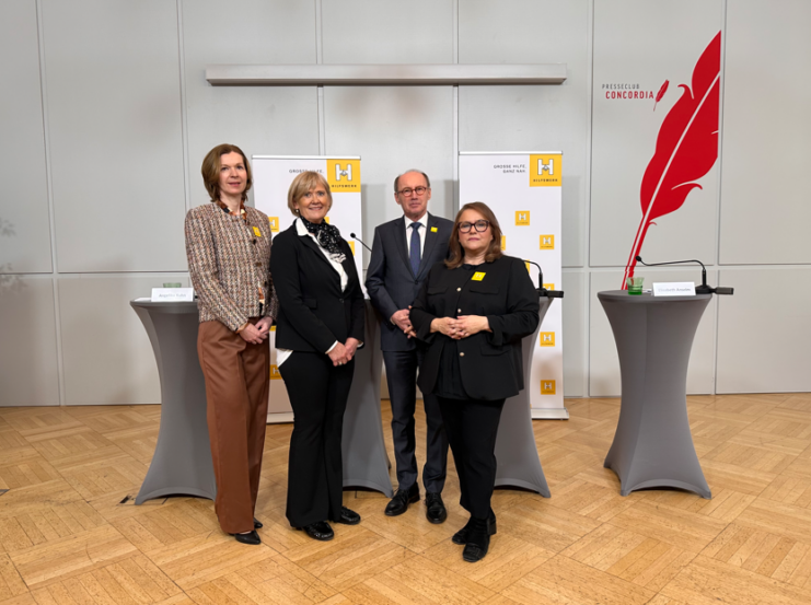Pressekonferenz v.l.n.r.: Angelika Kuhn, Regina Roller-Wirnsberger, Othmar Karas und Elisabeth Anselm © Hilfswerk Österreich